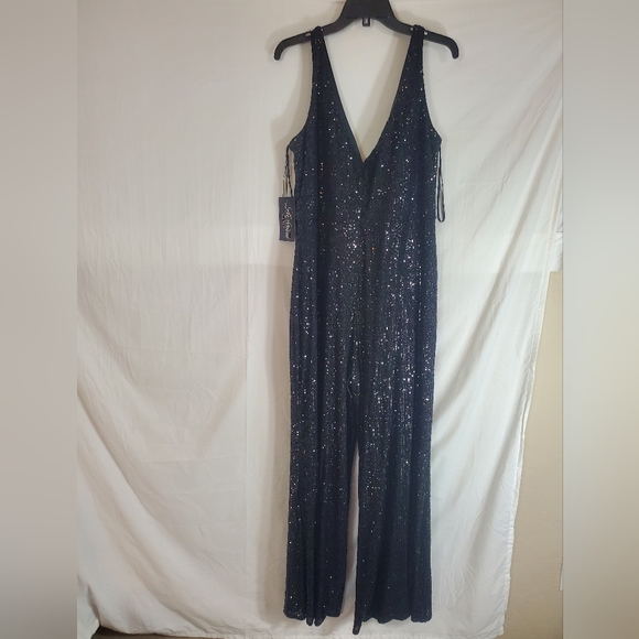 $398 La Femme Women's Size 18W Black Sleeveless Wide Leg Sequin Jumpsuit New - Picture 3 of 7